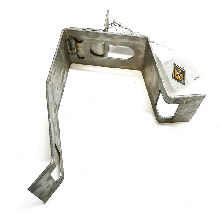 International/Navistar Bracket 2610172C91 NOS