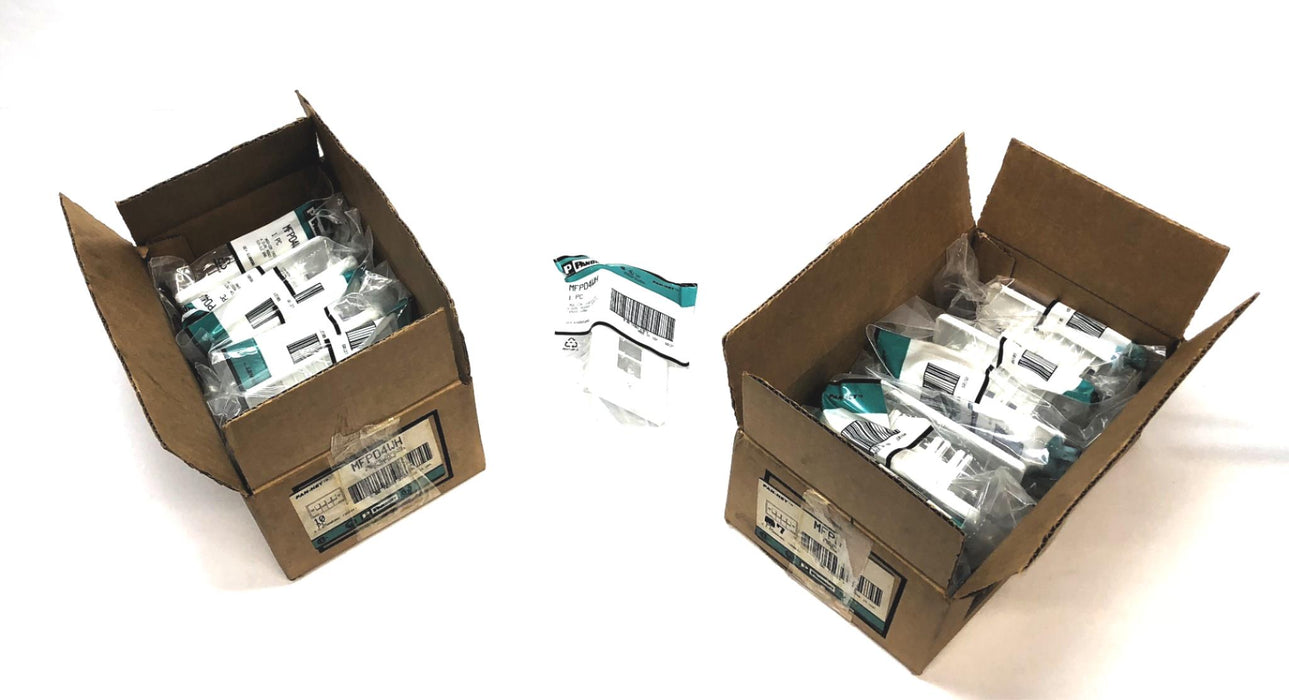 Panduit Mod-Com 4Dual Module Space Single Gang Faceplate MFPD4WH [Lot of 17] NOS