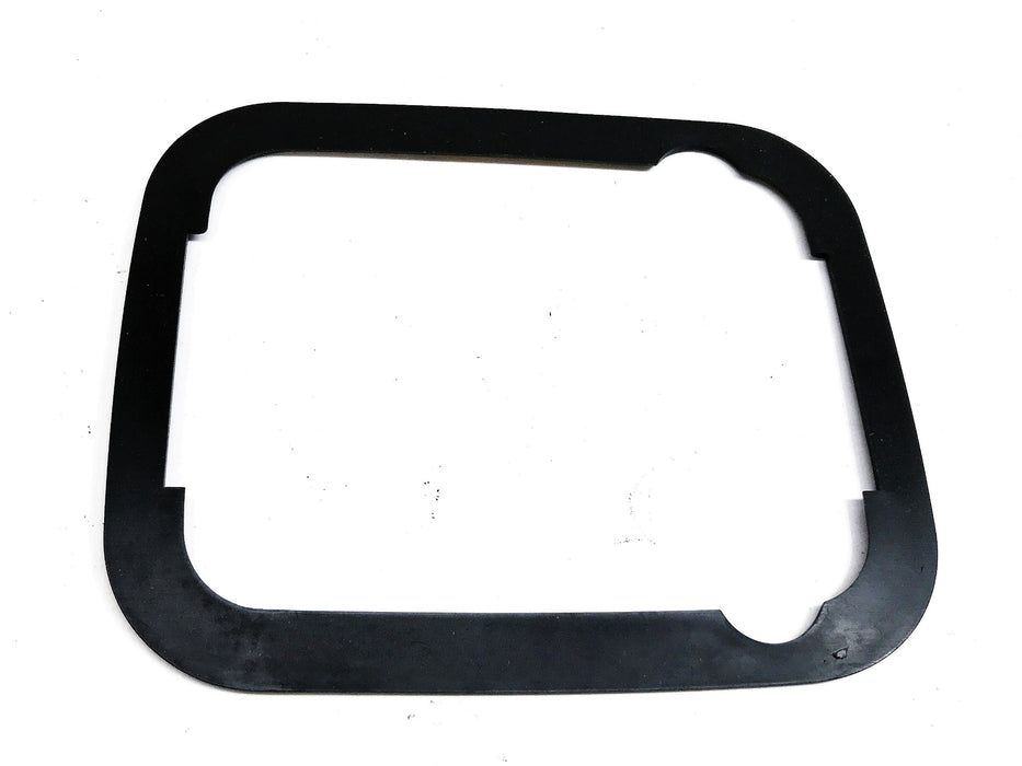 Volvo OEM Rubber Gasket 3917689 NOS