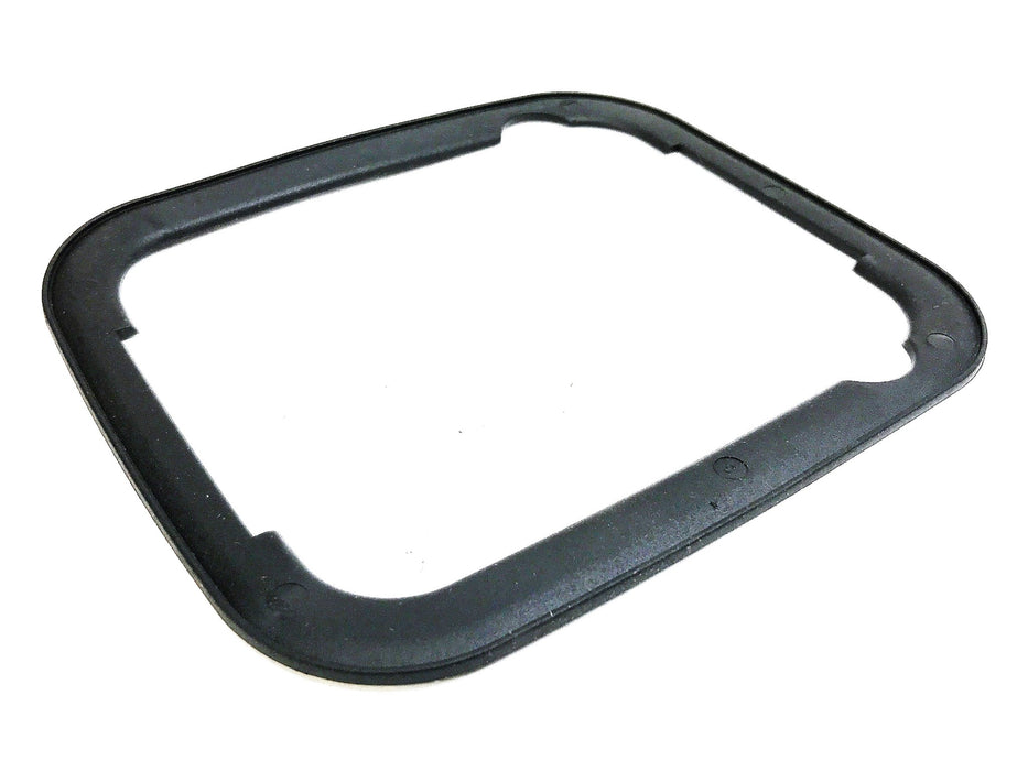 Volvo OEM Rubber Gasket 3917689 NOS