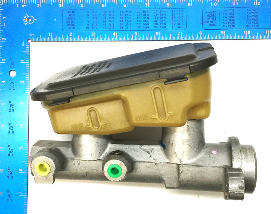 Autoline Brake Master Cylinder 20-2225 (R120593) REMANUFACTURED