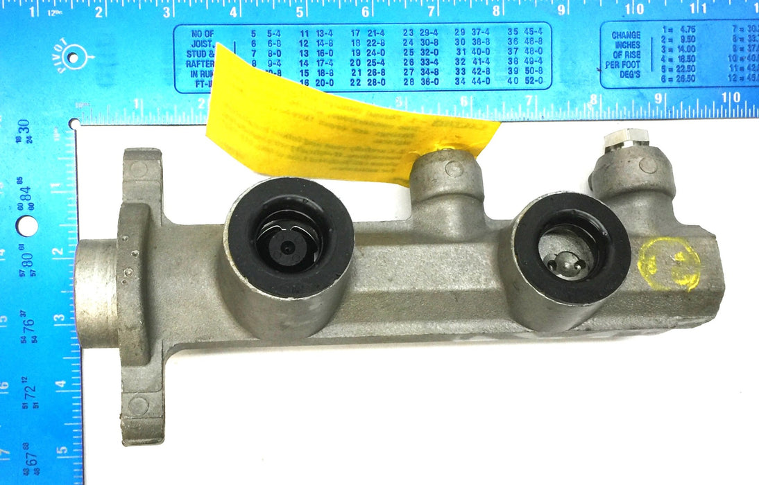 Autoline Brake Master Cylinder 20-2220 (R12220) REMANUFACTURED
