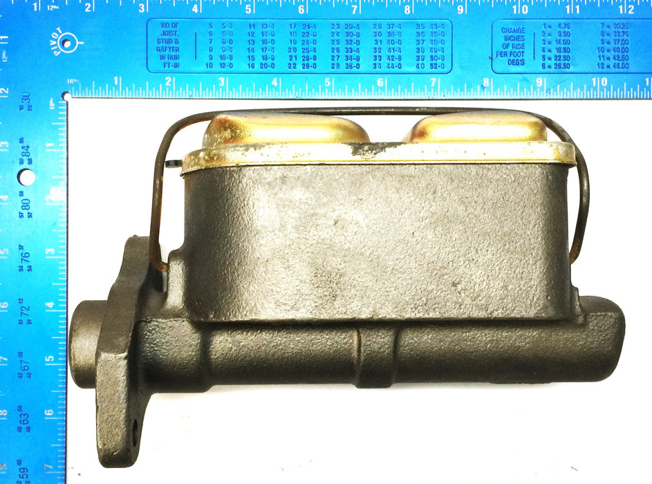 Argyle Brake Master Cylinder 1604 (R11604) REMANUFACTURED