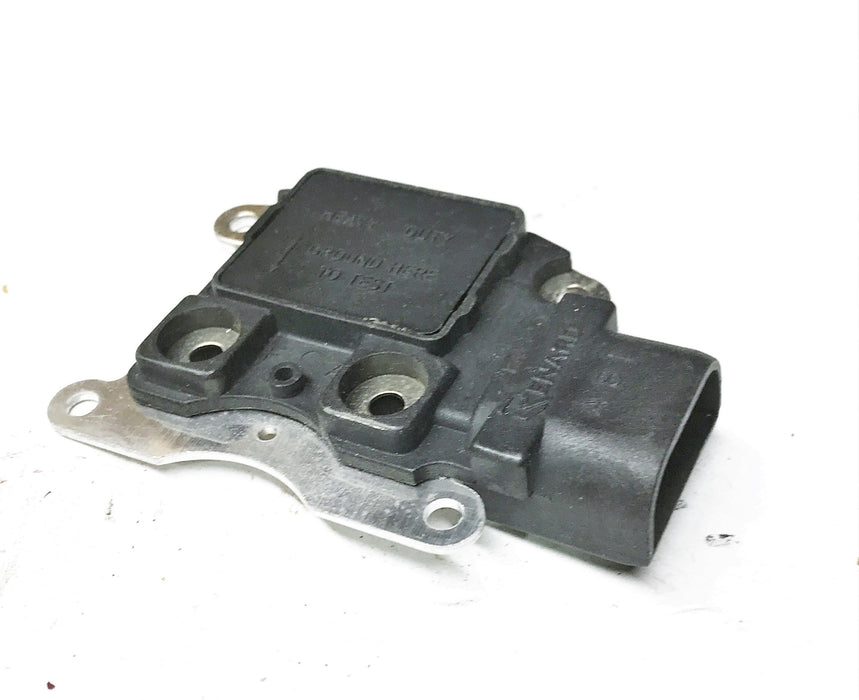 Renard Voltage Regulator 35-202-1 NOS