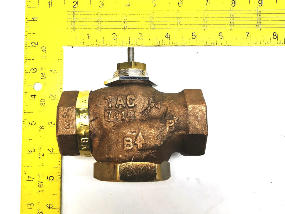 Schneider Electric 1-1/4" Bronze 3-Way Mixing Valve VR-7313-000-4-9 NOS