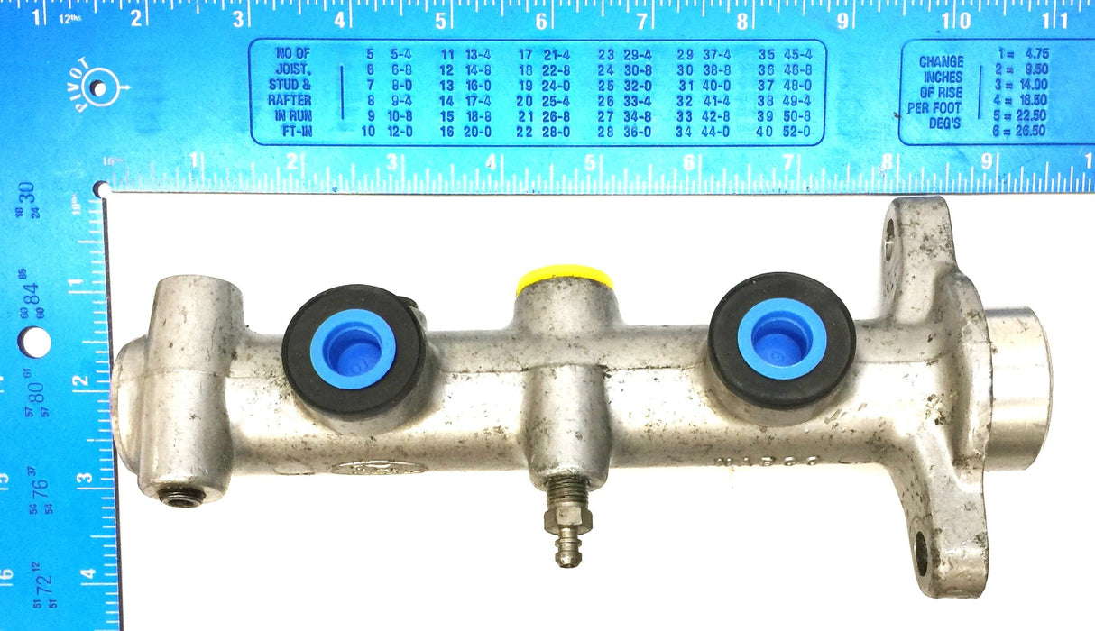 Cardone/Ford Brake Master Cylinder 10-2605 (257771) REMANUFACTURED