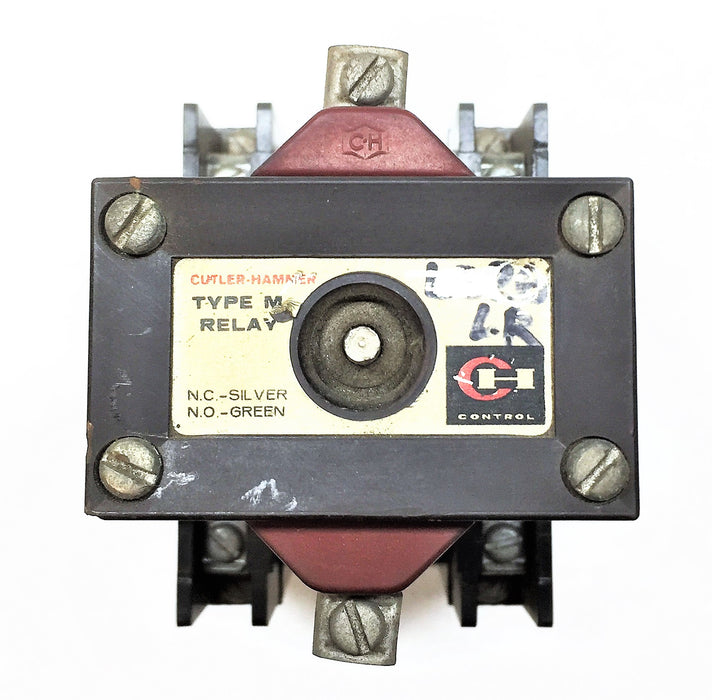 CUTLER-HAMMER Type 'M' Series 'A2' Latched Relay D23MR402 USED