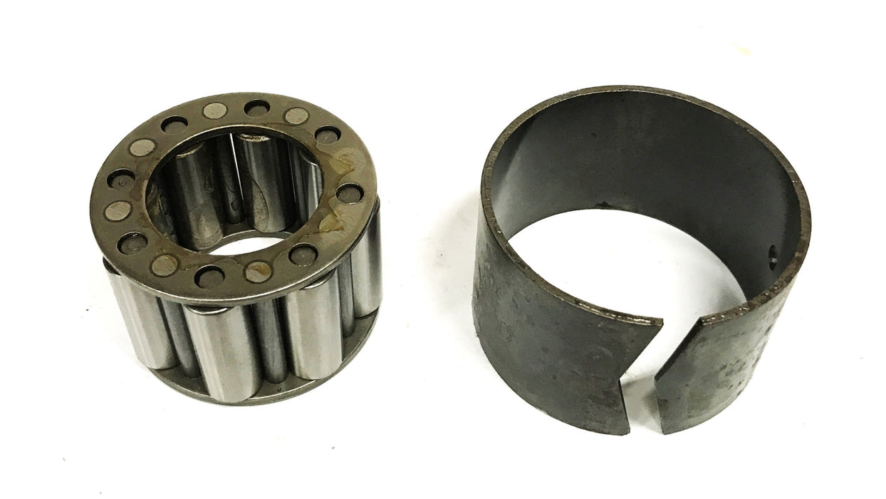 Rollway Cage/Wheel Roller Bearing with Split Sleeve A240928 NOS