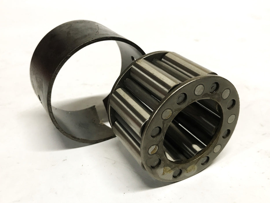 Rollway Cage/Wheel Roller Bearing with Split Sleeve A240928 NOS