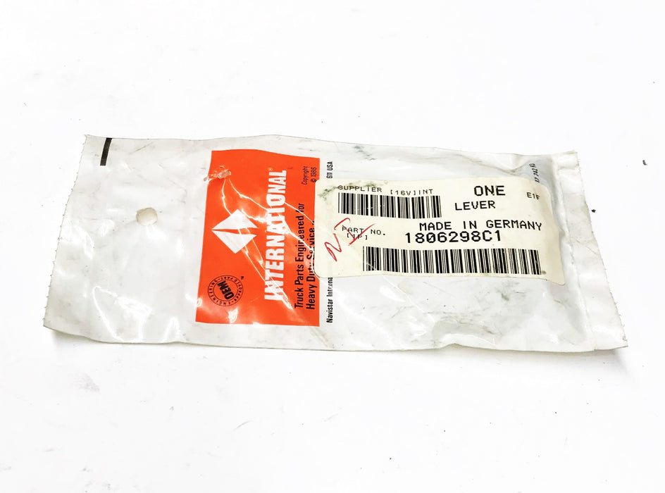 International/Navistar Control Lever 1806298C1 NOS