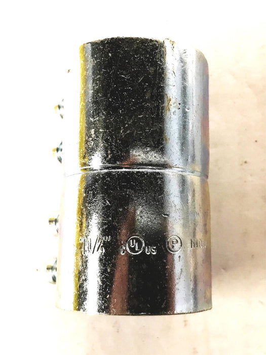 Unbranded 1-1/4" Setscrew Conduit Fitting [Lot of 5] NOS