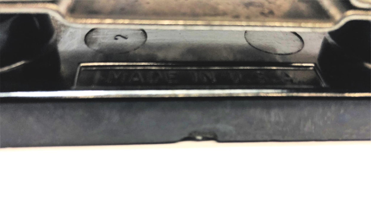 Stewart-Warner Terminal Block Alternator Shunt (Chipped Base) 413921 NOS