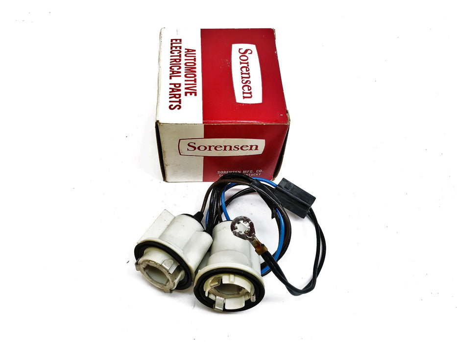 Sorensen Parking Lamp Socket LS-70 [Lot of 2] NOS
