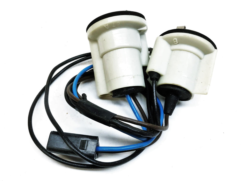 Sorensen Parking Lamp Socket LS-70 [Lot of 2] NOS