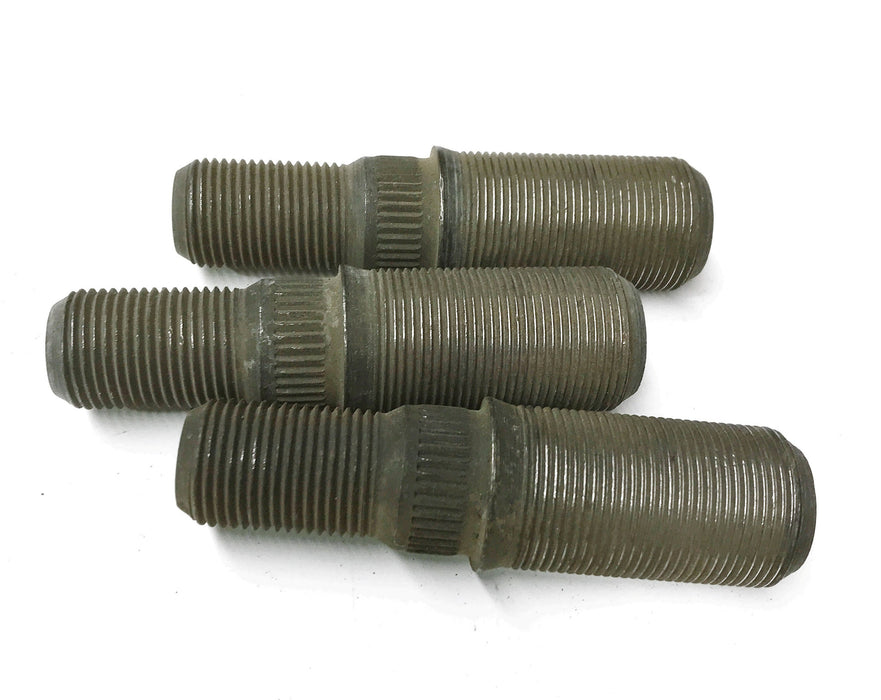 Meritor Left Hand Wheel Stud R005921L [Lot of 3] NOS
