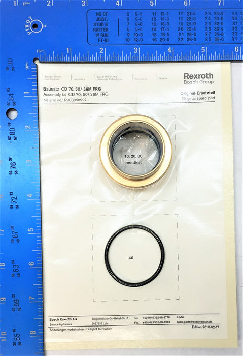 BOSCH REXROTH Rod Gland Seal Kit R900858997 NOS
