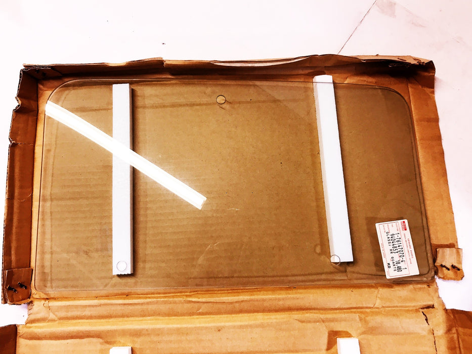 Isuzu OEM Right Rear Quarter Glass Window 94044853 NOS