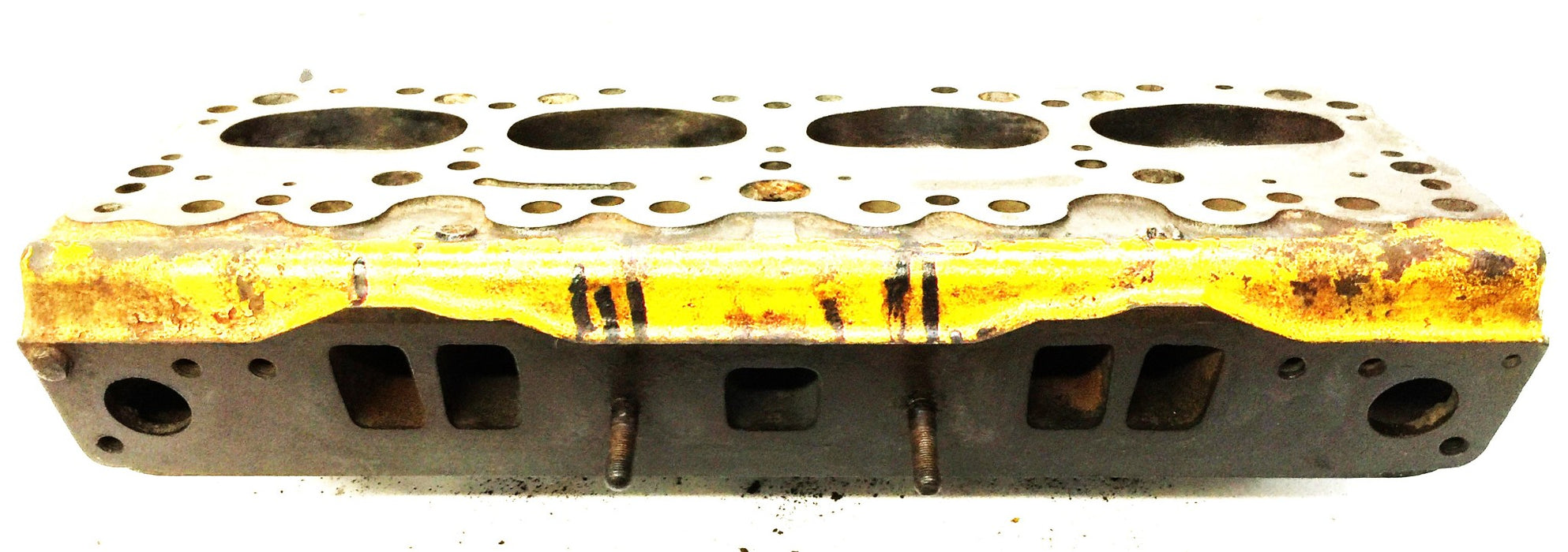General Motors/GM Oldsmobile Cylinder Head 561557 CORE PARTS ONLY