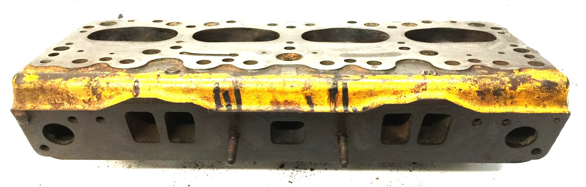 General Motors/GM Oldsmobile Cylinder Head 561557 CORE PARTS ONLY