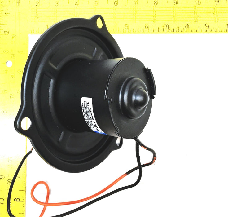 Federated Auto Parts Four Seasons Temp Control 12V Blower Motor 35372 NOS