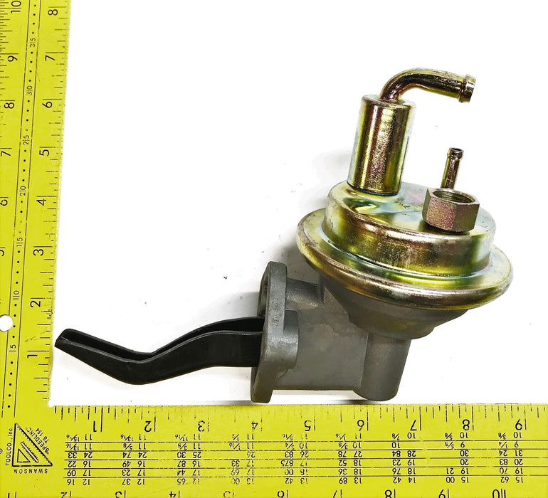 Carter Mechanical Fuel Pump Assembly  M6759 NOS