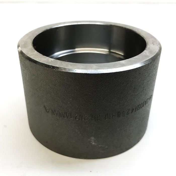 Smith Cooper Forged Steel 2-1/2 inch Socket Weld Half Coupling FFSC212G NOS