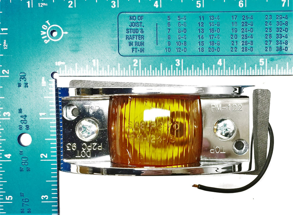 Grote Side Marker Light Lamp Reflector 46893-5 [Lot of 2] NOS