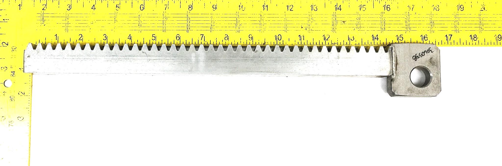 Unbranded 16-3/8 Inch OAL 1-3/16 Inch Width 39 Tooth Keyway Broach 3060538 NOS