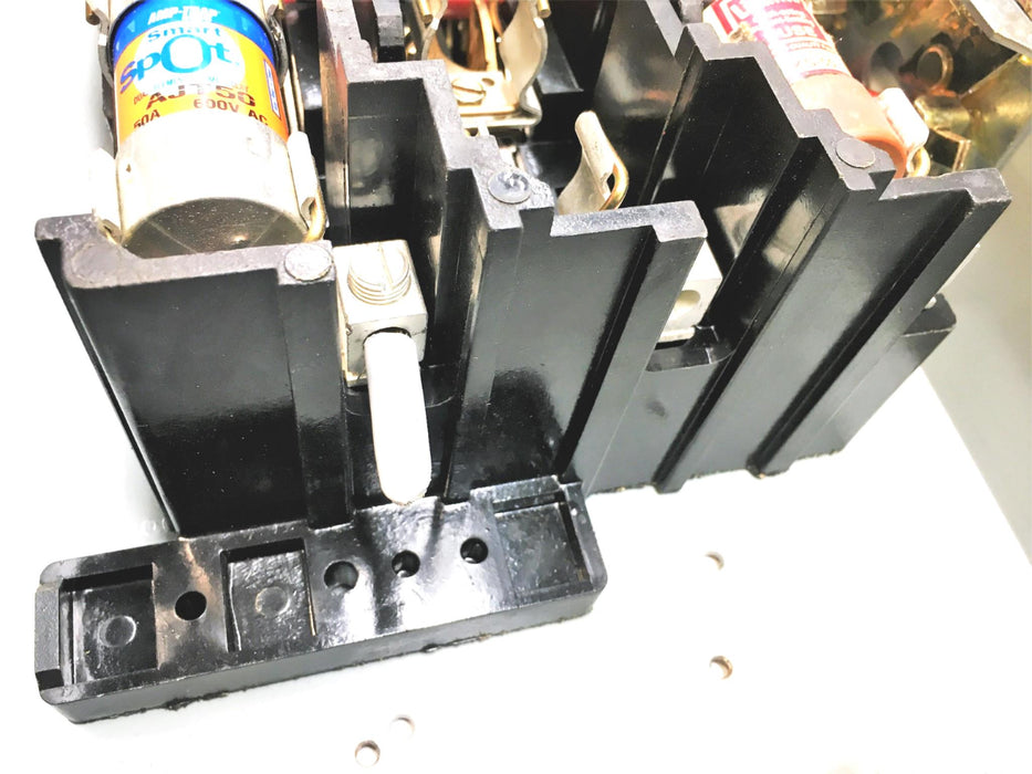 General Electric, Model 10 Heavy Duty Safety Switch Indoor Enclosure TH3362 USED