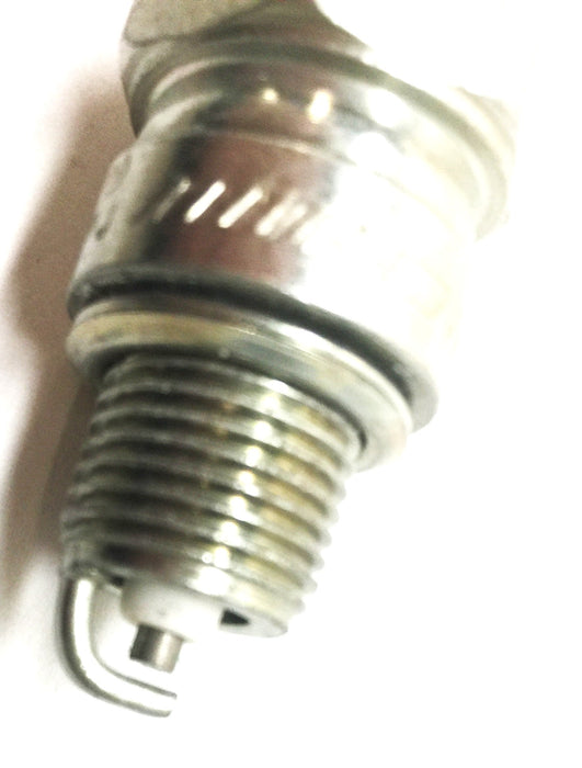 Champion Copper Plus Spark Plug Service Shop Pack (24pcs) L82YC (328s) NOS