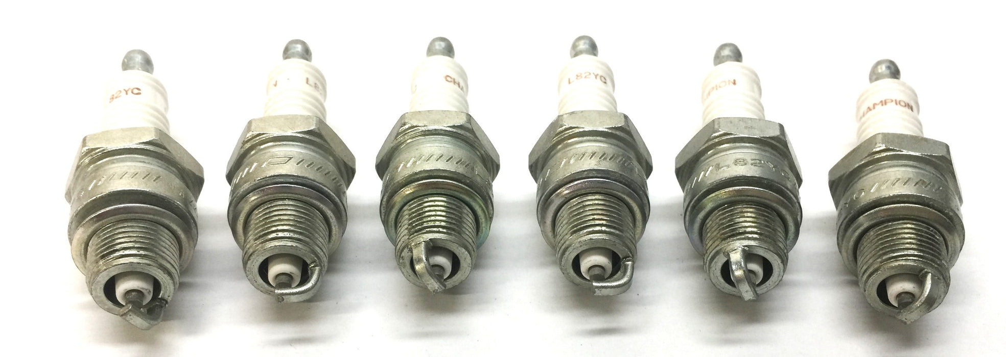 Champion Copper Plus Spark Plug L82YC (328s) [Lot of 6] NOS