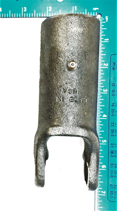 Neapco PTO Yoke 10-3122 NOS