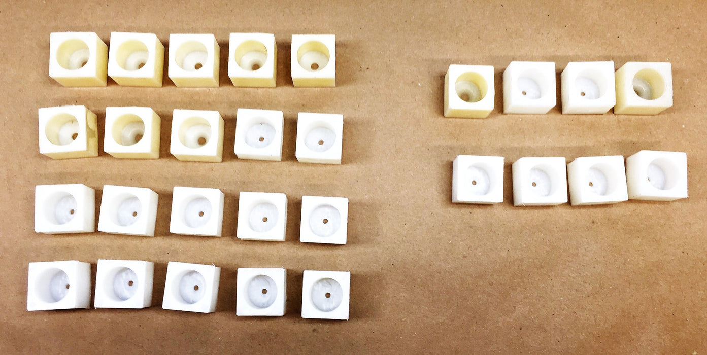 Unbranded 1 Inch OD 3/4 Inch ID Plastic Round Insert 3000043 [Lot of 28] NOS