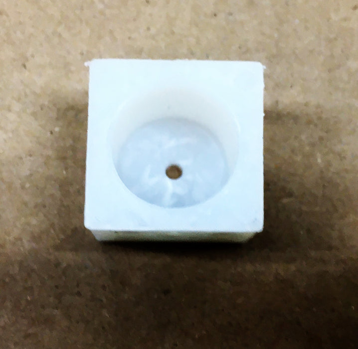 Unbranded 1 Inch OD 3/4 Inch ID Plastic Round Insert 3000043 [Lot of 28] NOS