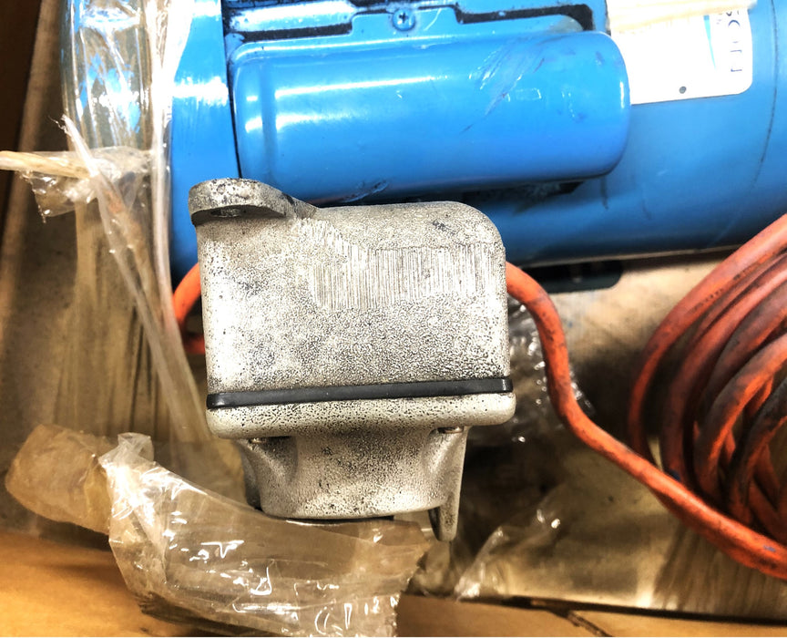 Leeson Electric Motor With 3GACMOD2 FLowserve Pump 120043.00 (C145K11FB1C) NOS