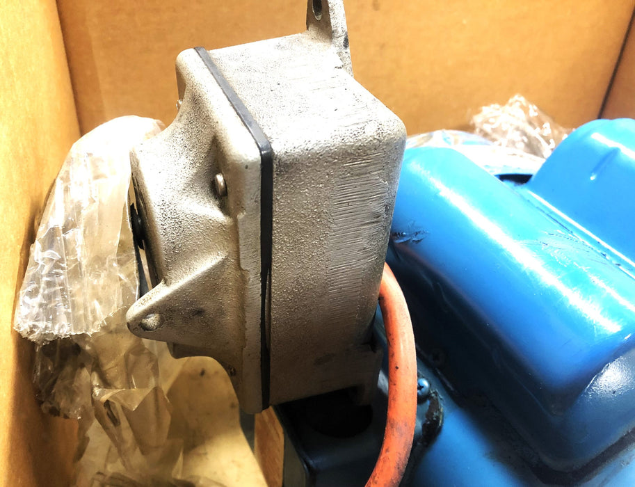 Leeson Electric Motor With 3GACMOD2 FLowserve Pump 120043.00 (C145K11FB1C) NOS