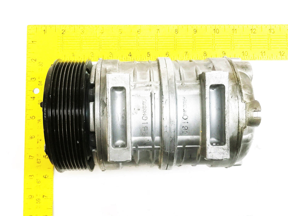 Valeo Direct Mount 12 Volt A/C Compressor MEI 5923 NOS