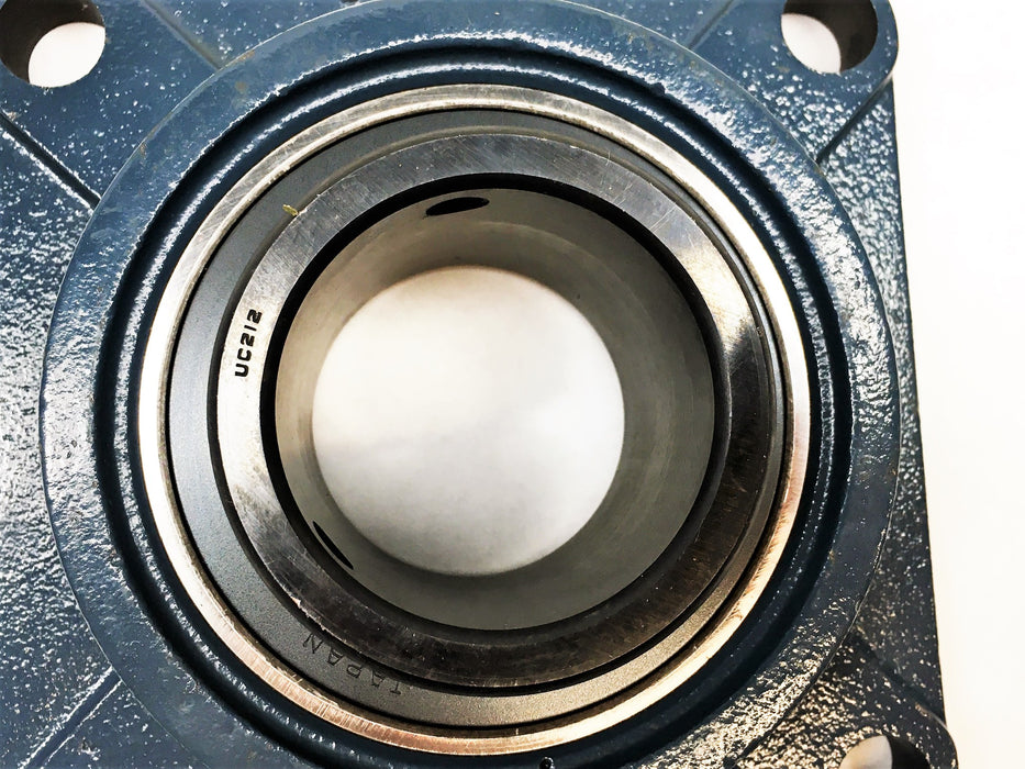 Koyo 4-Bolt Bearing With Pillow Block UCF212 NOS
