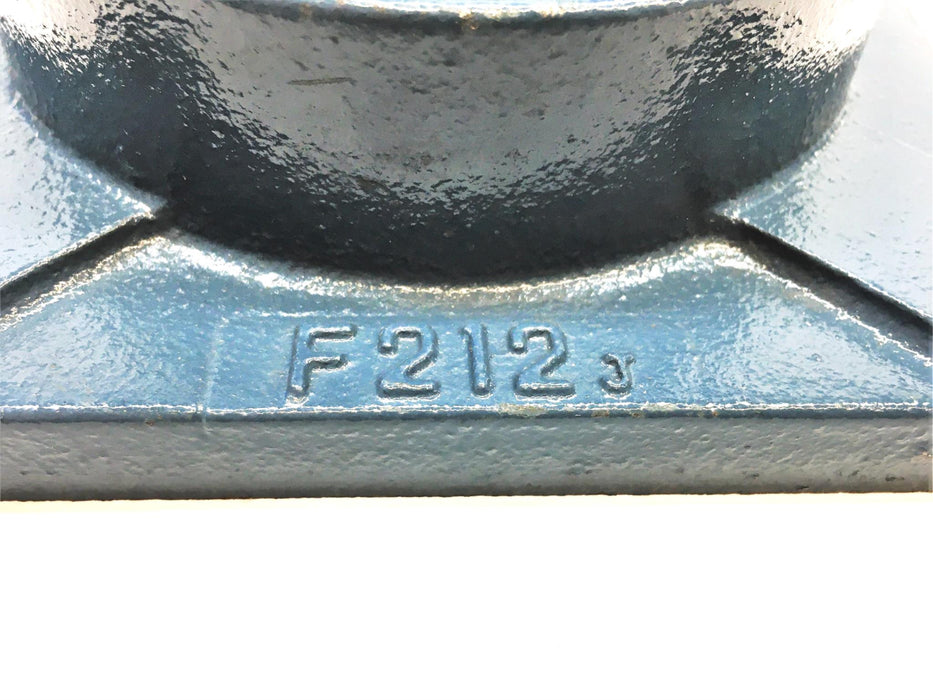 Koyo 4-Bolt Bearing With Pillow Block UCF212 NOS