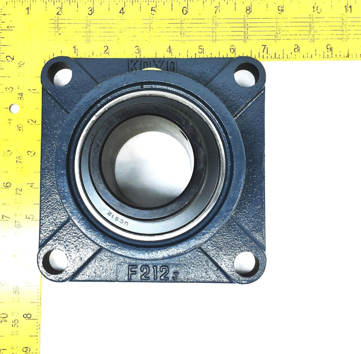 Koyo 4-Bolt Bearing With Pillow Block UCF212 NOS