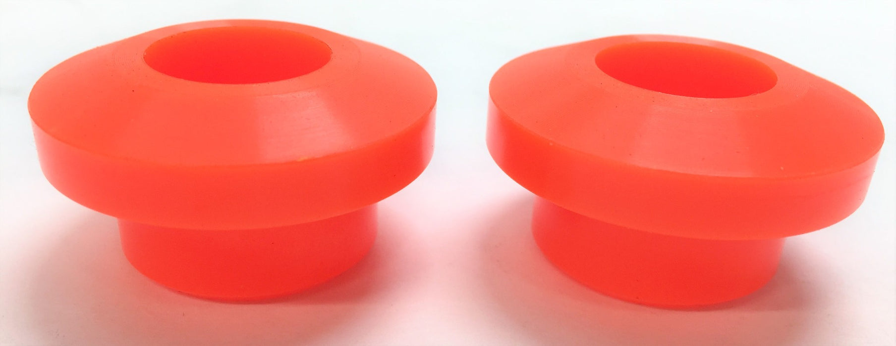 SAUBER Orange Urethane Bushing Set (2pcs.) 10047 NOS
