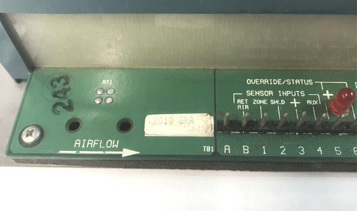 Novar Controls ETM-3010 Thermostat Controller (GRA/V4.8) 732031000 USED