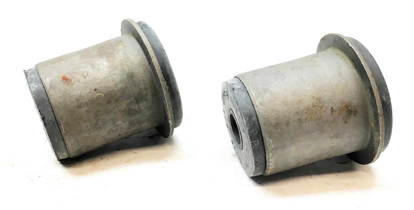 McQuay-Norris Suspension Control Arm Bushing Kit [Lot of 2] FB563 NOS