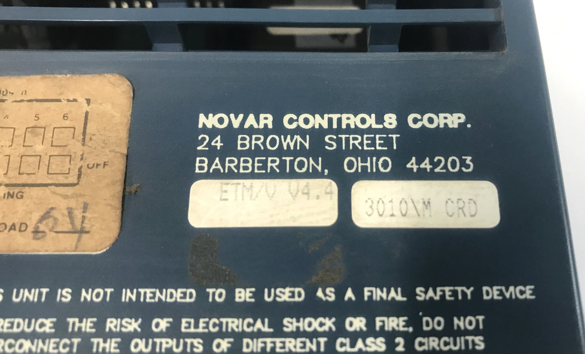 Novar Controls ETM-3010 Thermostat Controller (3010/M CRD/V4.4) 732031000 USED