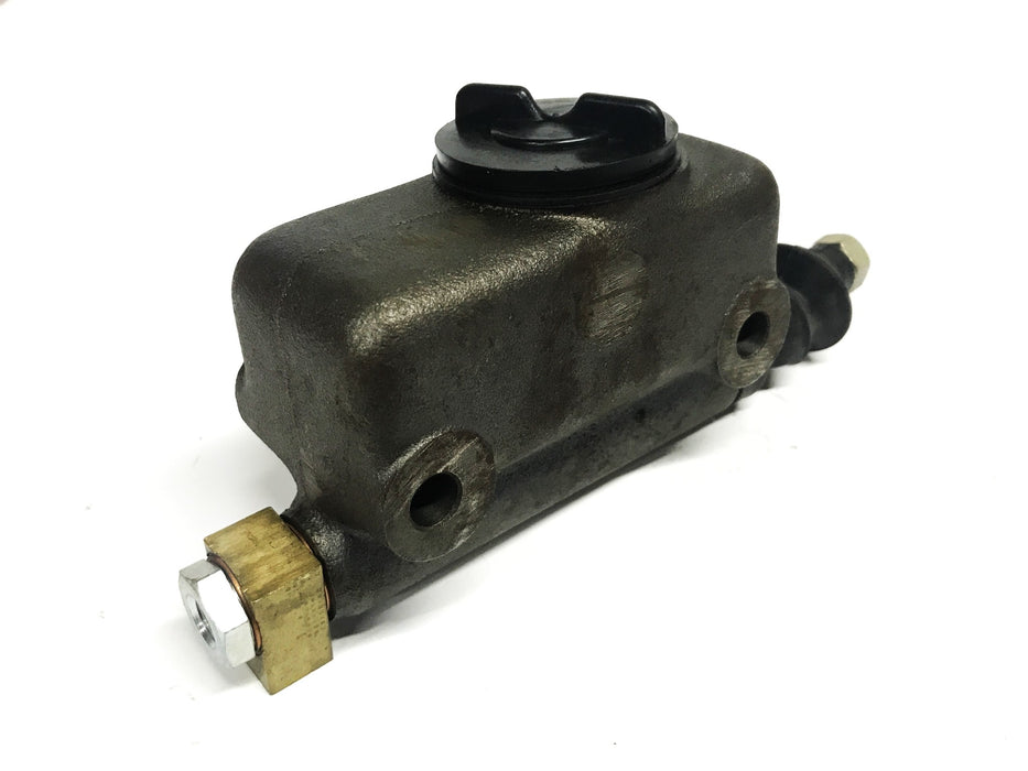 Yale Forklift Brake Master Cylinder 23941-C NOS