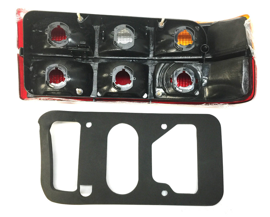 Hollander Left Tail Lamp for 1993-96 240 Volvo w/Chrome Trim VO2800101 NOS