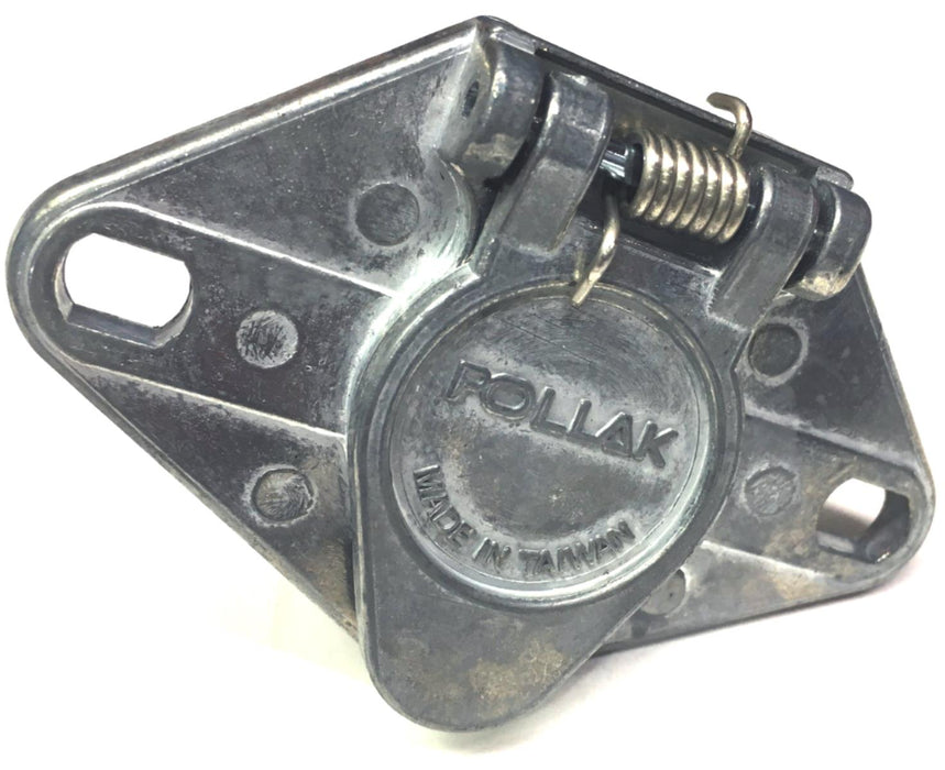 Pollak 11-609 6-WAY Socket WITH Concealed Terminal NOS