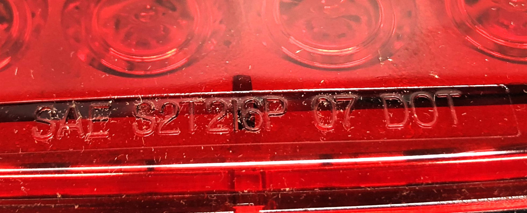 Truck-Lite Double Face Pedestal Lamp SAE S2T216P-07 (2758) NOS