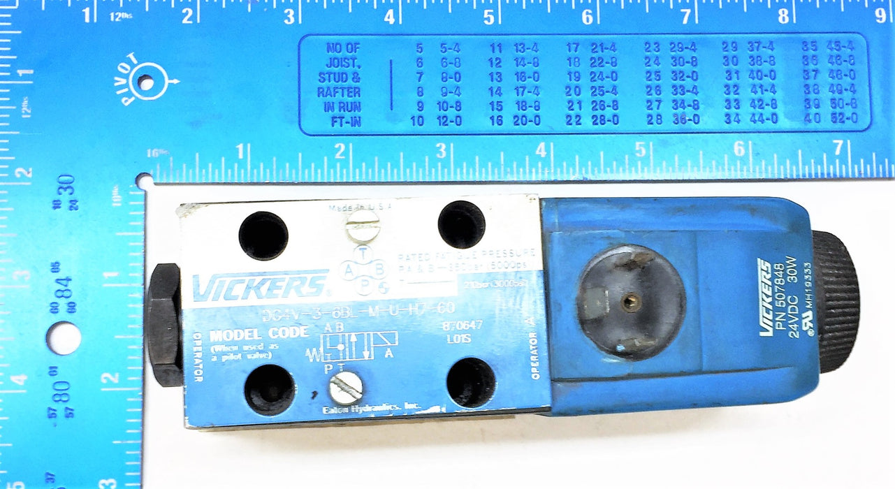 EATON VICKERS Directional Control Valve DG4V-3-6BL-M-U-H7-60 USED