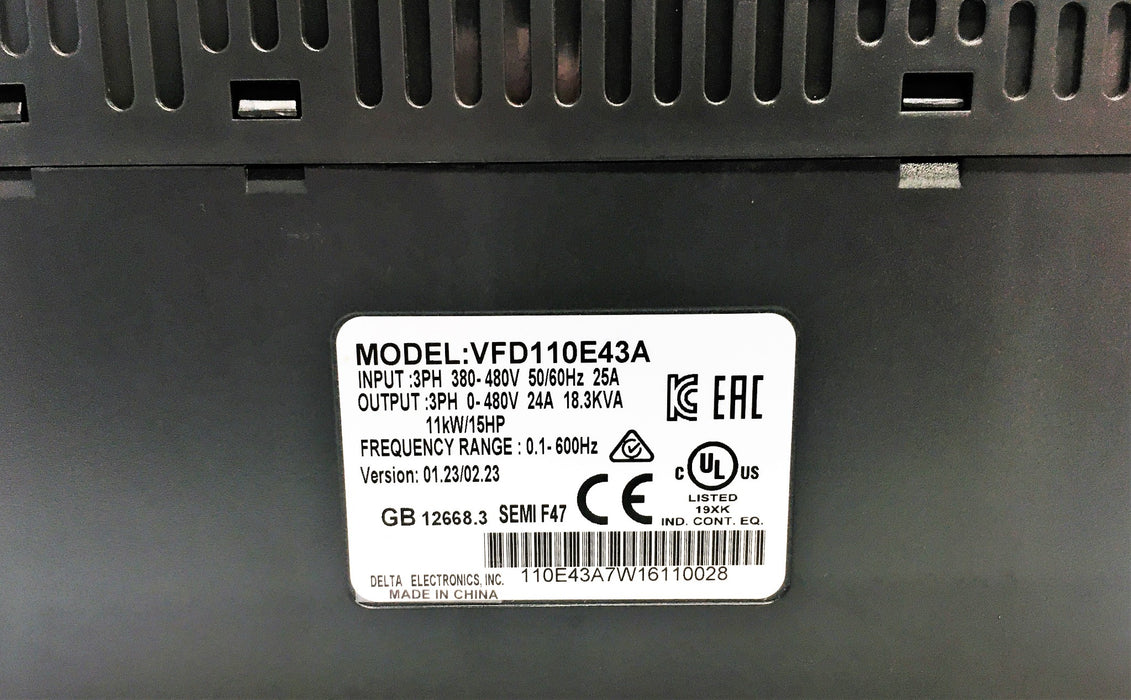 Delta 3PH 0.1-600Hz Inverter Frequency Converter VFD110E43A USED